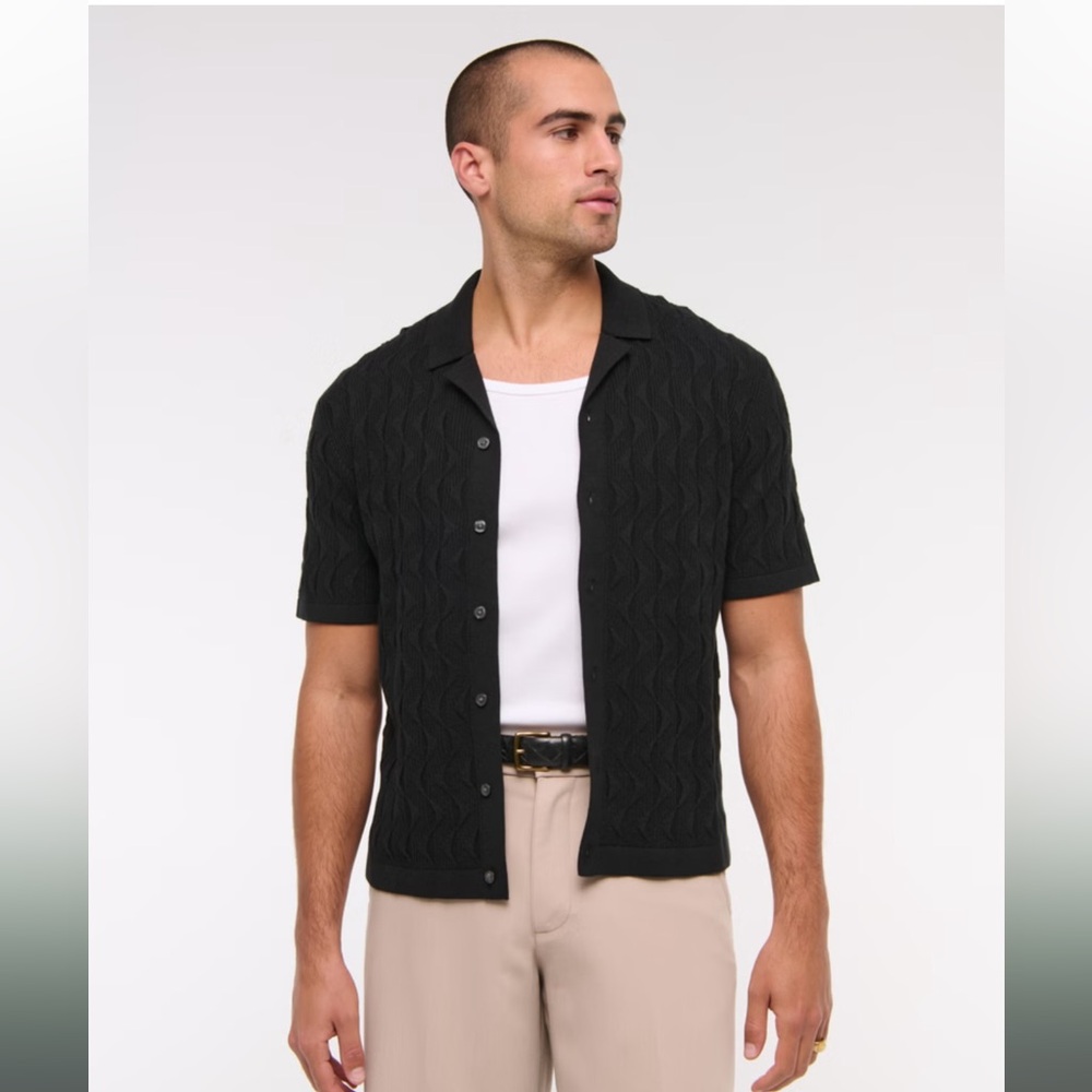 Abercrombie & Fitch Geometric Stitch Button-Through Sweater Polo in black